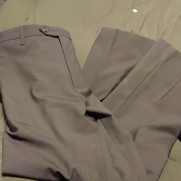 Iconic detroit designer John Varvatos wool poly dressy or casual trouser…